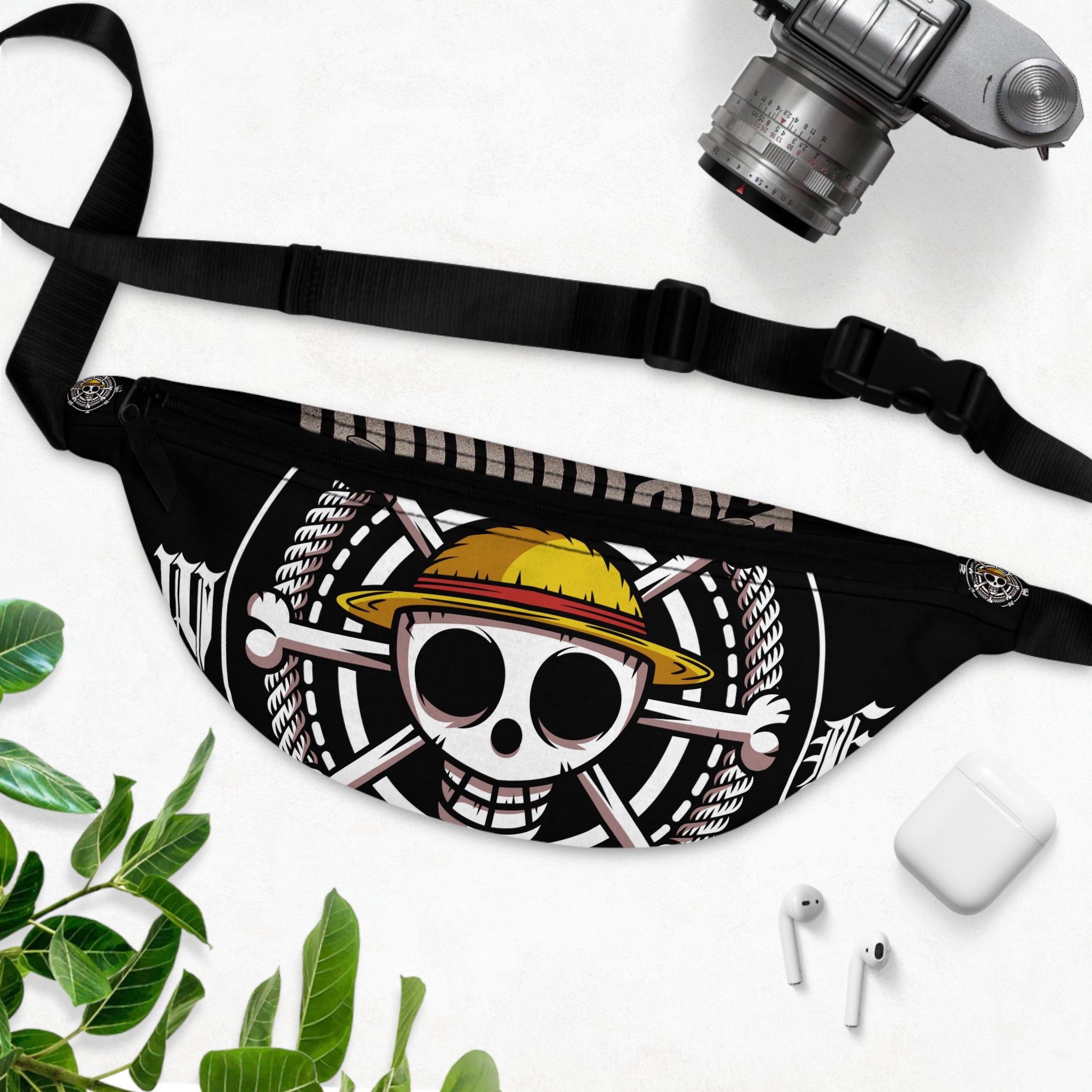 Mugiwara Straw Hat One Piece Fanny Pack - OtakuSuppliers Mugiwara Straw Hat One Piece Fanny Pack